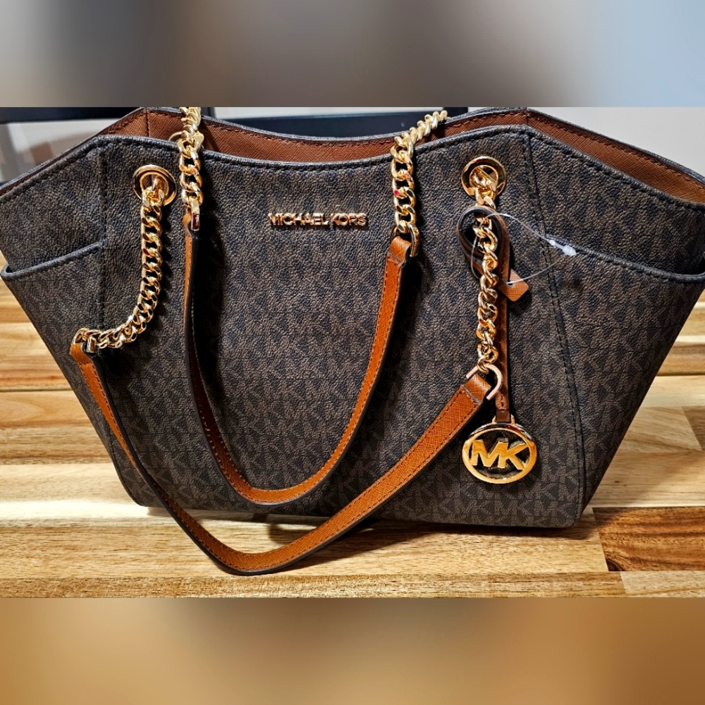Michael Kors Jet Set Travel Large Shoulder Bag